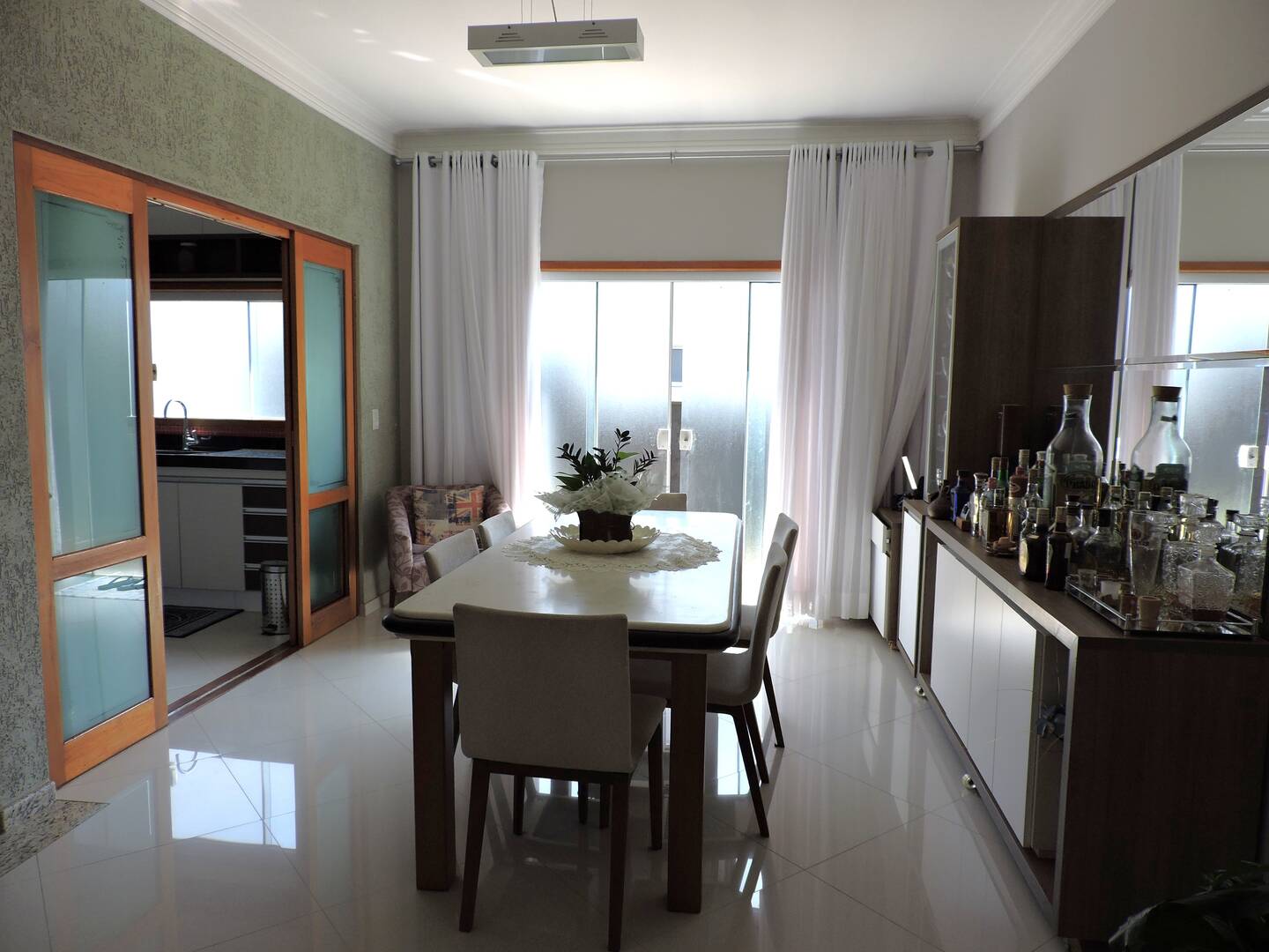 #CA0256 - Casa para Locação em Jacareí - SP