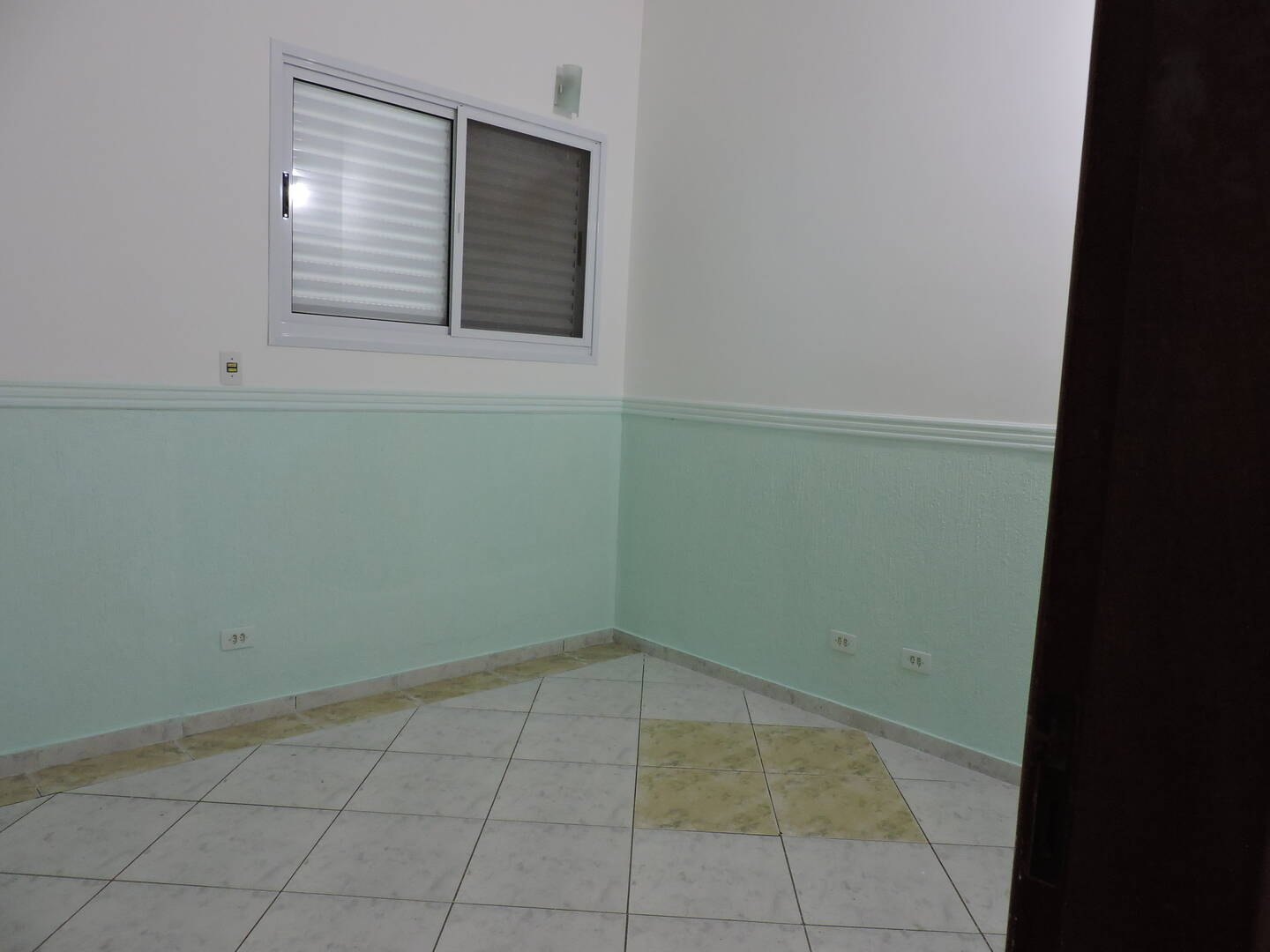 #CA0299 - Casa para Venda em Jacareí - SP