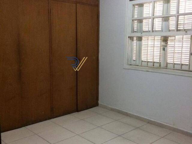 Casa para Venda em São José dos Campos - 4