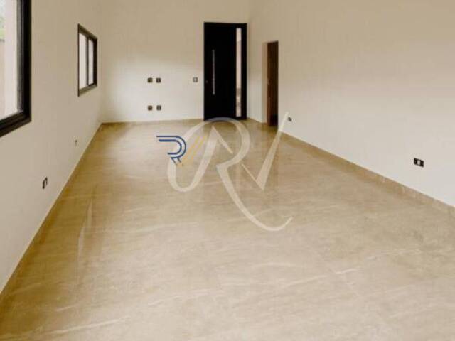 Casa para Venda em Jacareí - 4