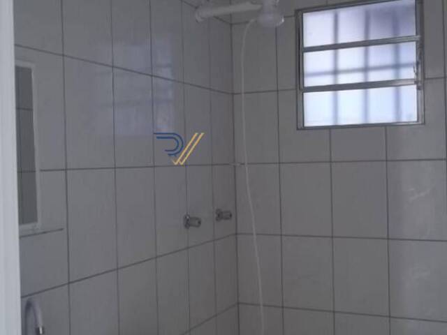 Casa para Venda em São José dos Campos - 4