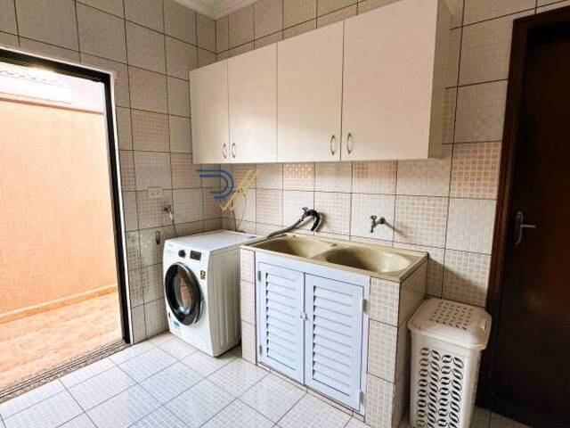 Casa para Venda em Jacareí - 5