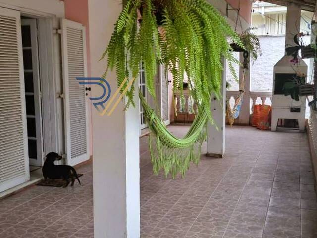 Casa para Venda em São José dos Campos - 4