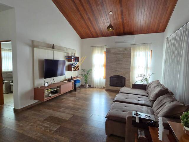 Casa para Venda em Jacareí - 5