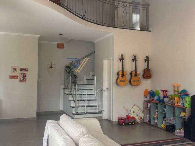 #CA0245 - Casa para Venda em Jacareí - SP - 2
