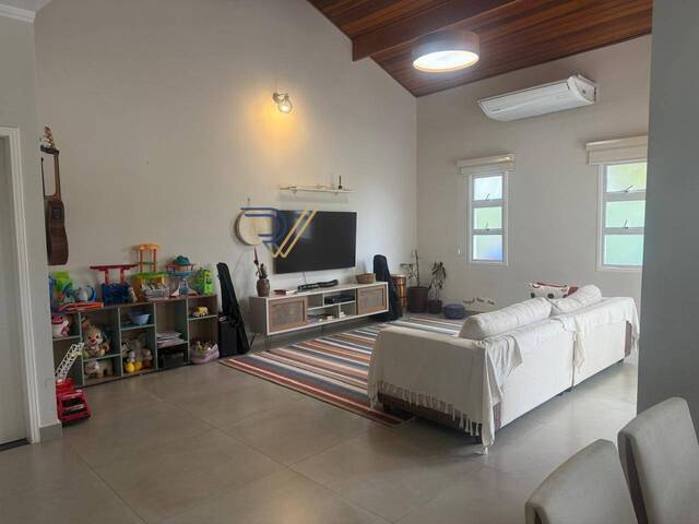 #CA0271R - Casa para Venda em Jacareí - SP - 3