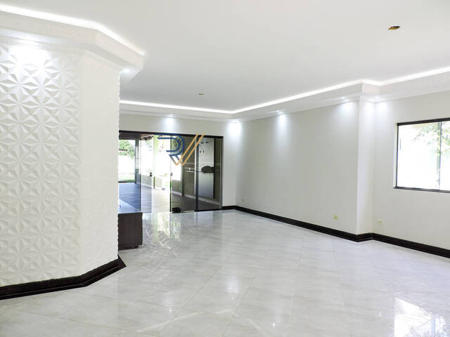 #281 - Casa para Locação em Jacareí - SP