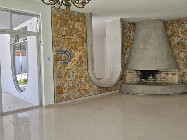 #283 - Casa para Locação em São José dos Campos - SP - 2