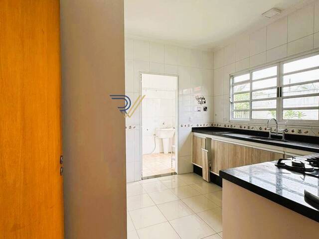 Casa para Venda em Jacareí - 4