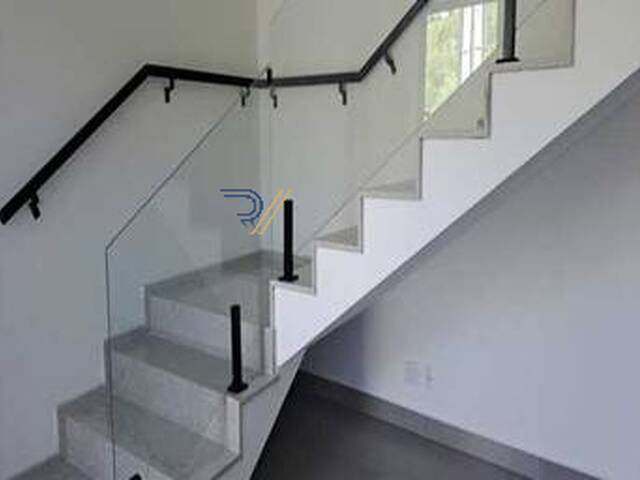 Galpão para Locação em Jacareí - 5