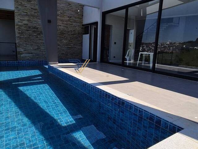 #CA0253 - Casa para Venda em Jacareí - SP