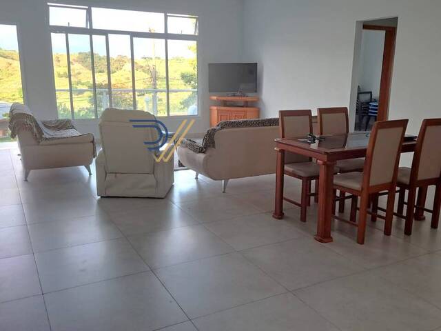 #CA0290 - Casa para Venda em Jacareí - SP