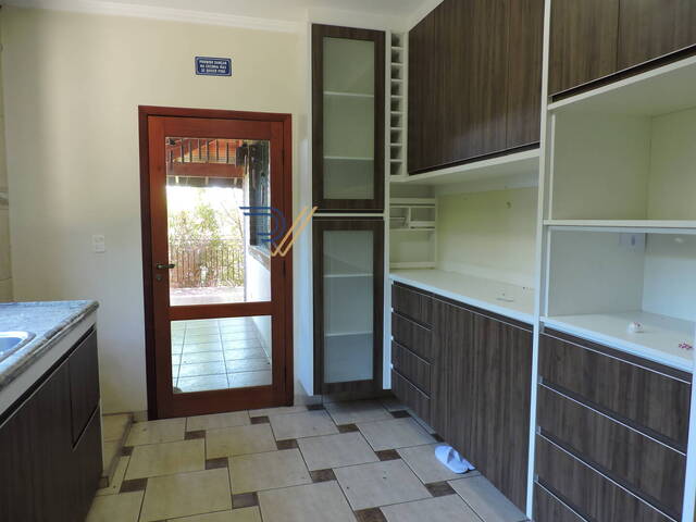 Casa para Venda em Jacareí - 4