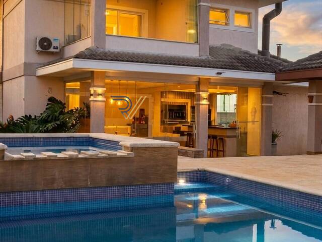 #CA0292 - Casa para Venda em Jacareí - SP