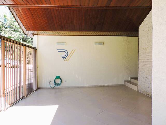 Casa para Venda em São José dos Campos - 3