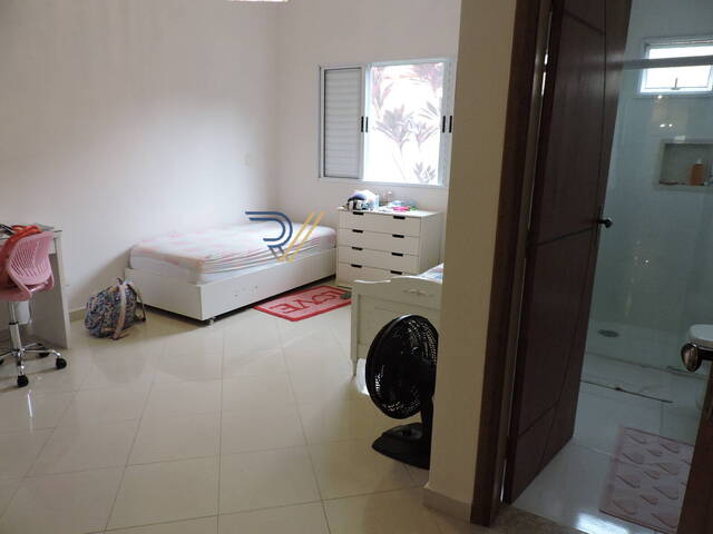 Casa para Locação em Jacareí - 5