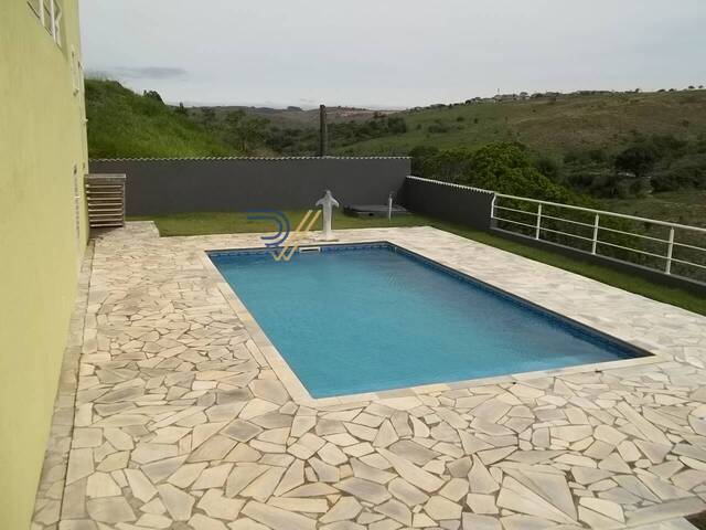Casa para Venda em Jacareí - 3
